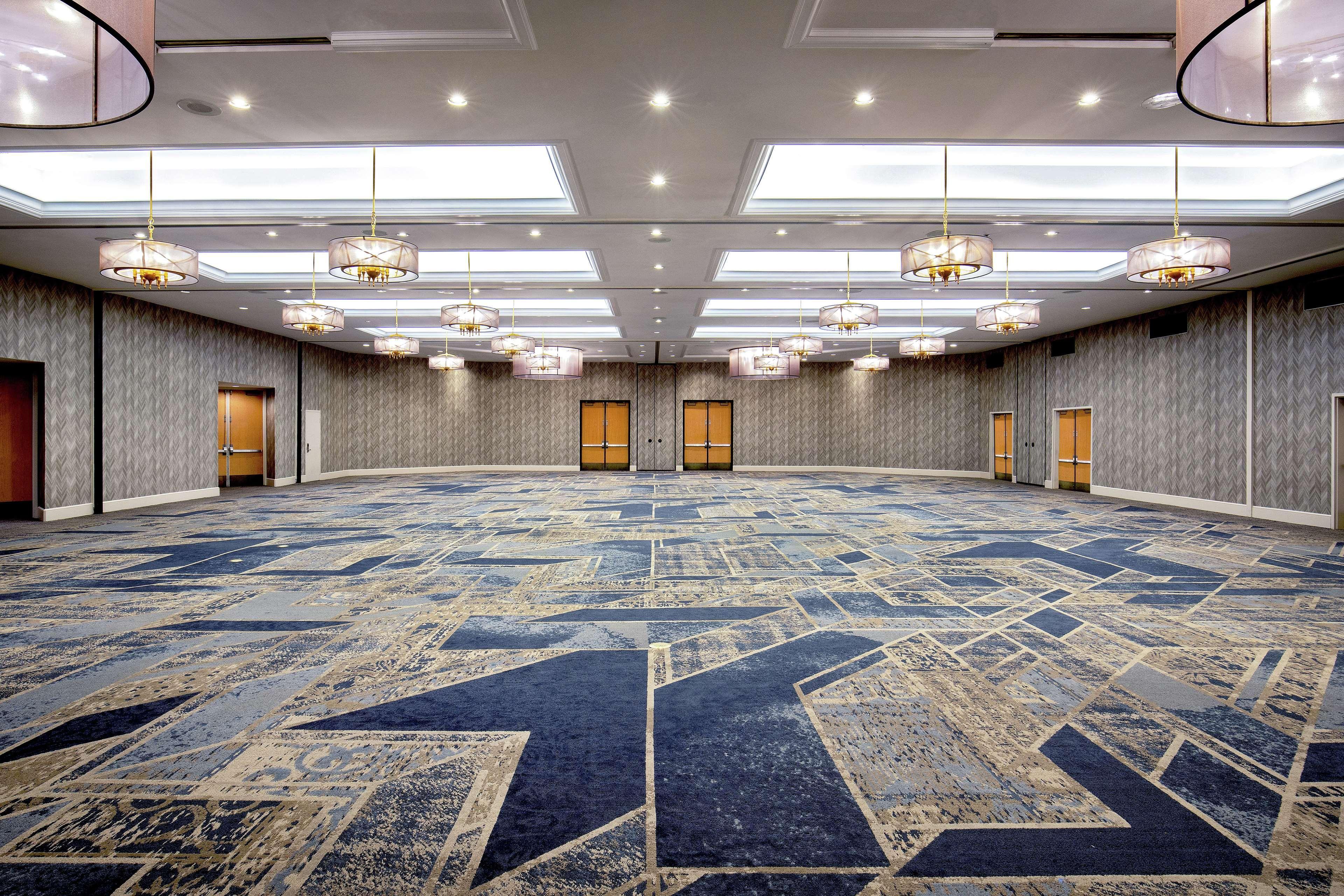 Doubletree By Hilton Hotel Nashville Downtown Экстерьер фото