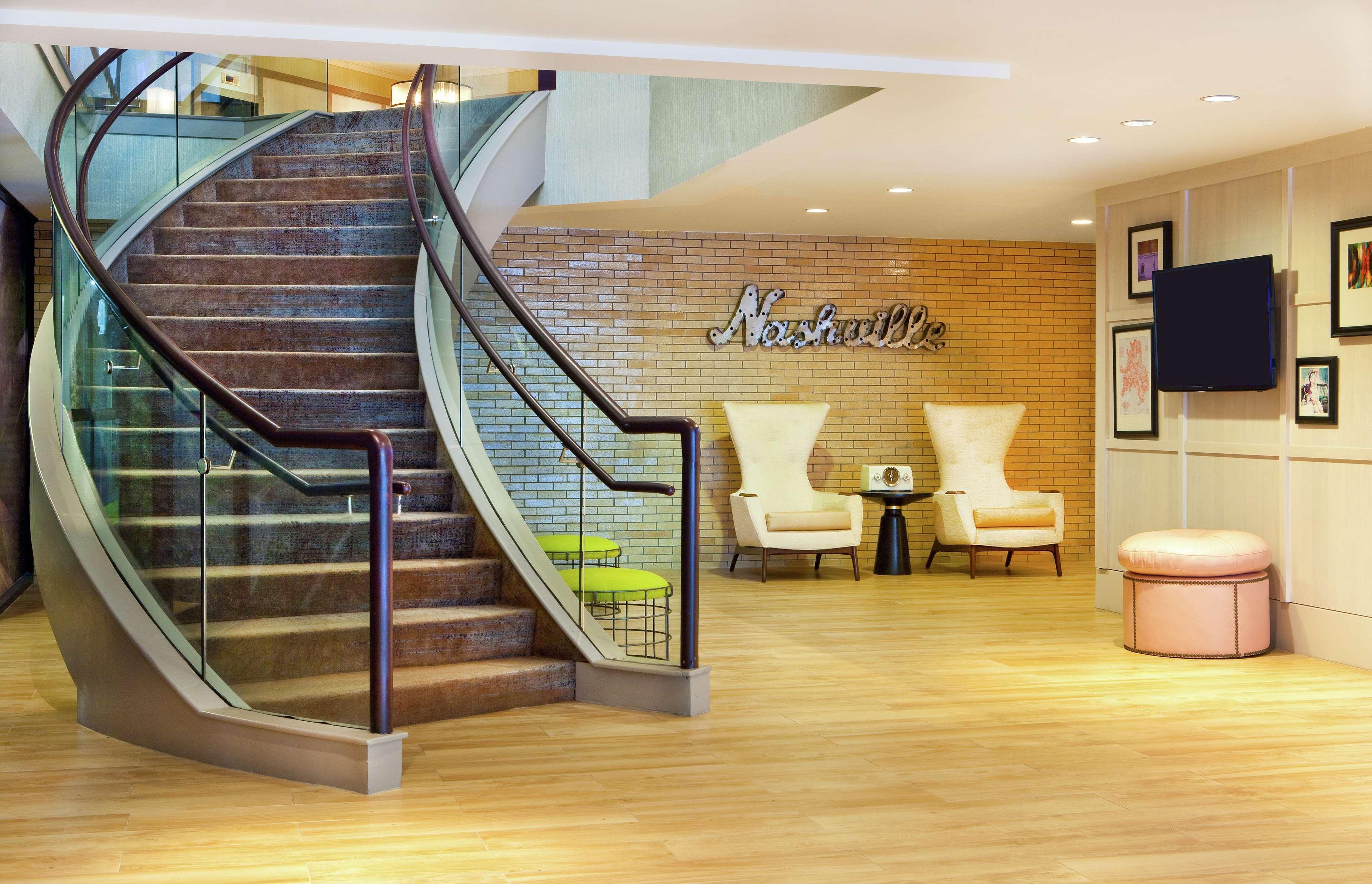 Doubletree By Hilton Hotel Nashville Downtown Экстерьер фото