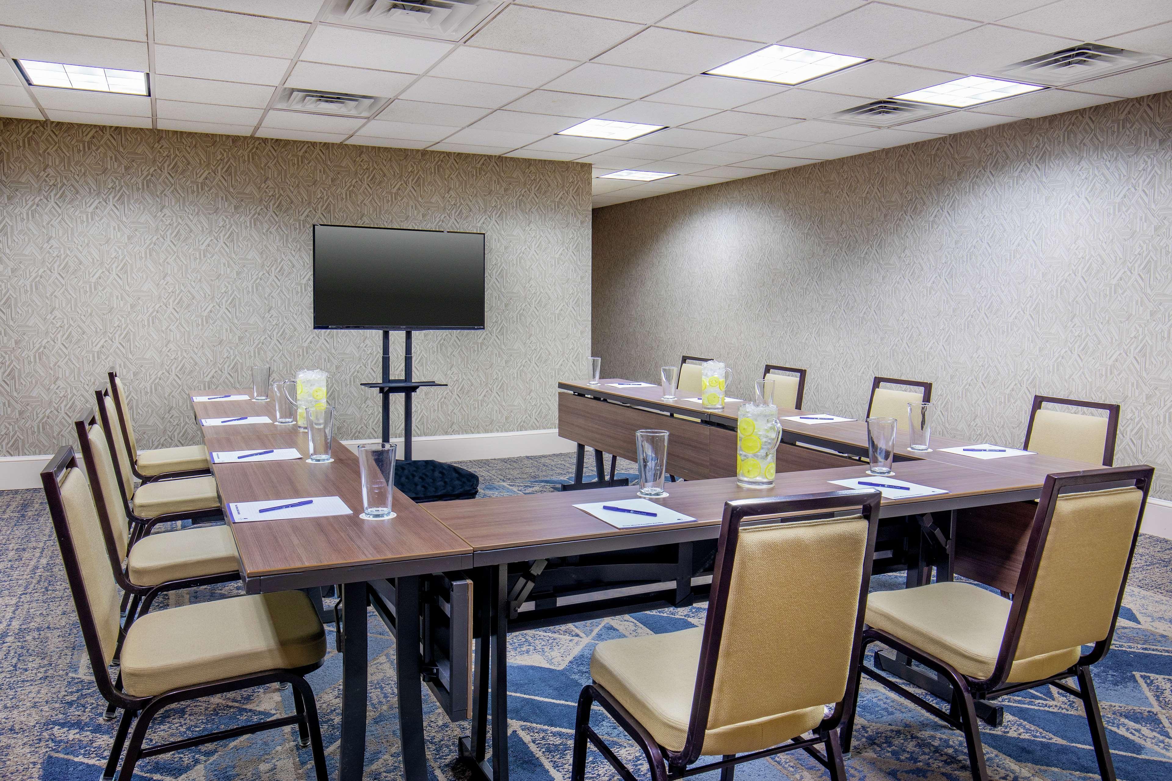 Doubletree By Hilton Hotel Nashville Downtown Экстерьер фото