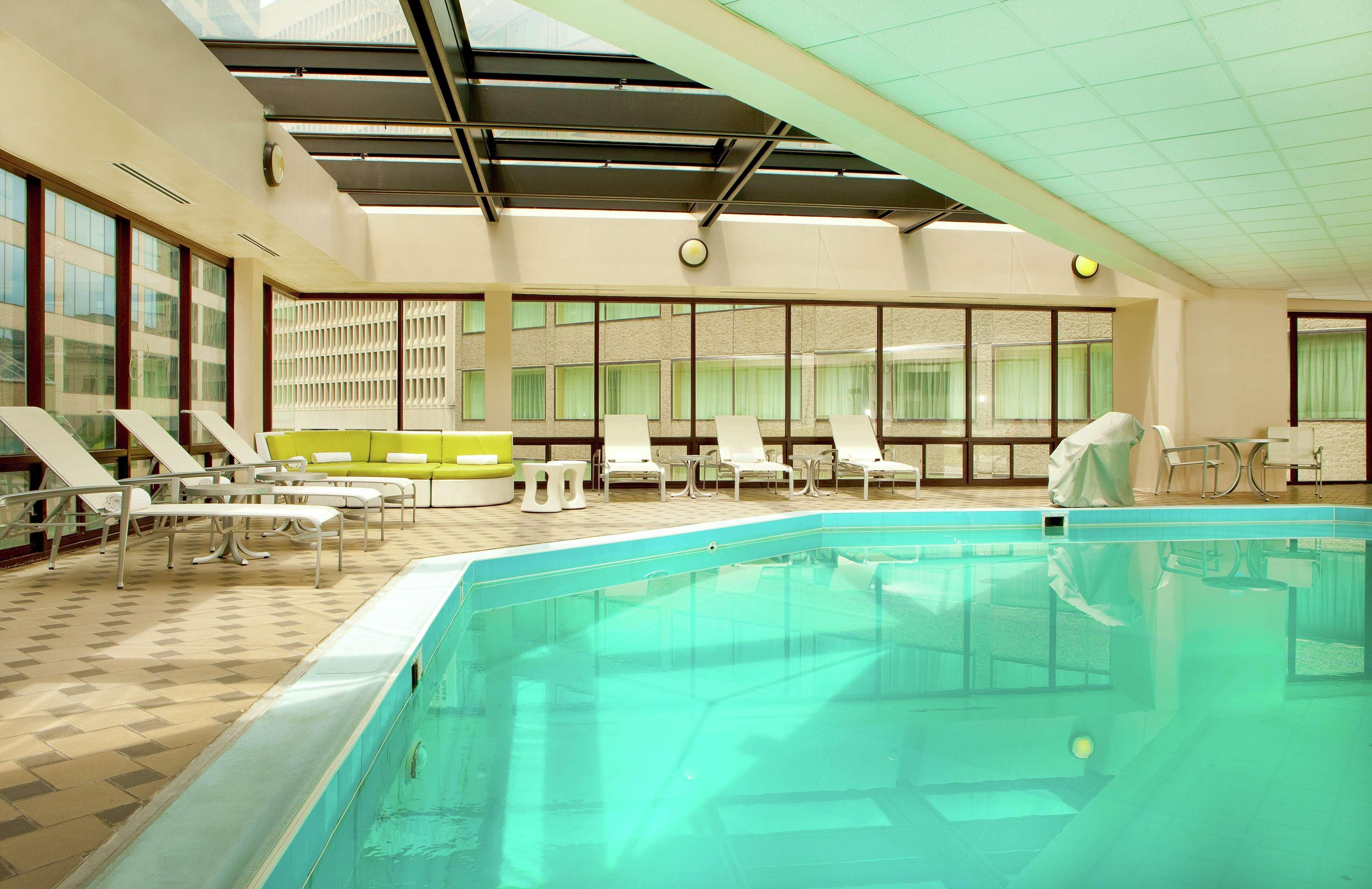 Doubletree By Hilton Hotel Nashville Downtown Экстерьер фото