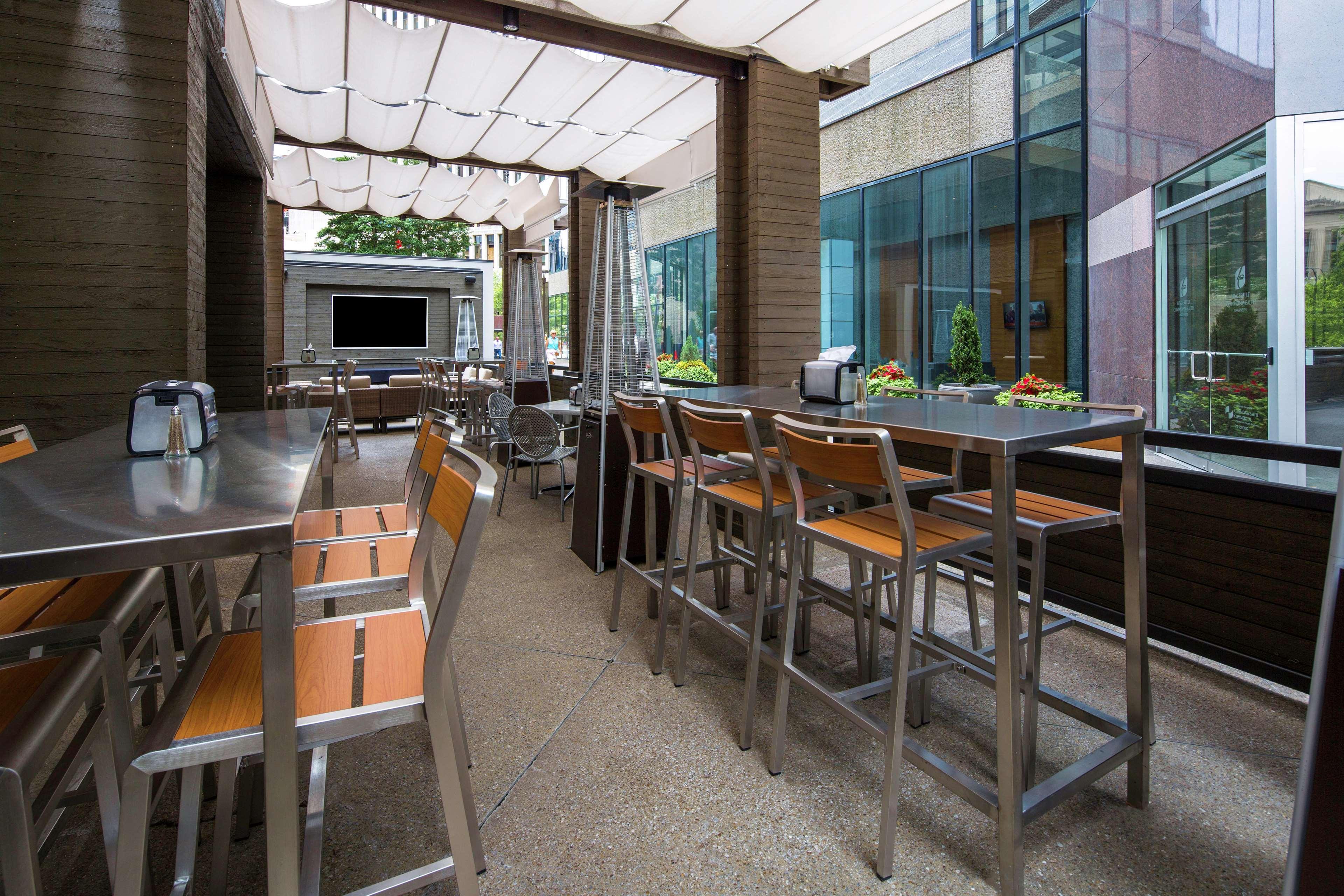 Doubletree By Hilton Hotel Nashville Downtown Экстерьер фото