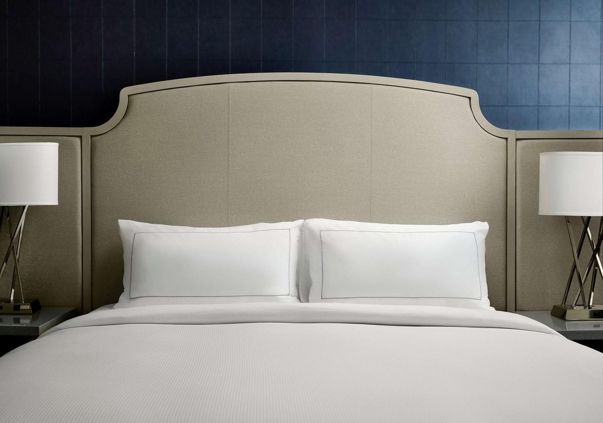 Doubletree By Hilton Hotel Nashville Downtown Экстерьер фото