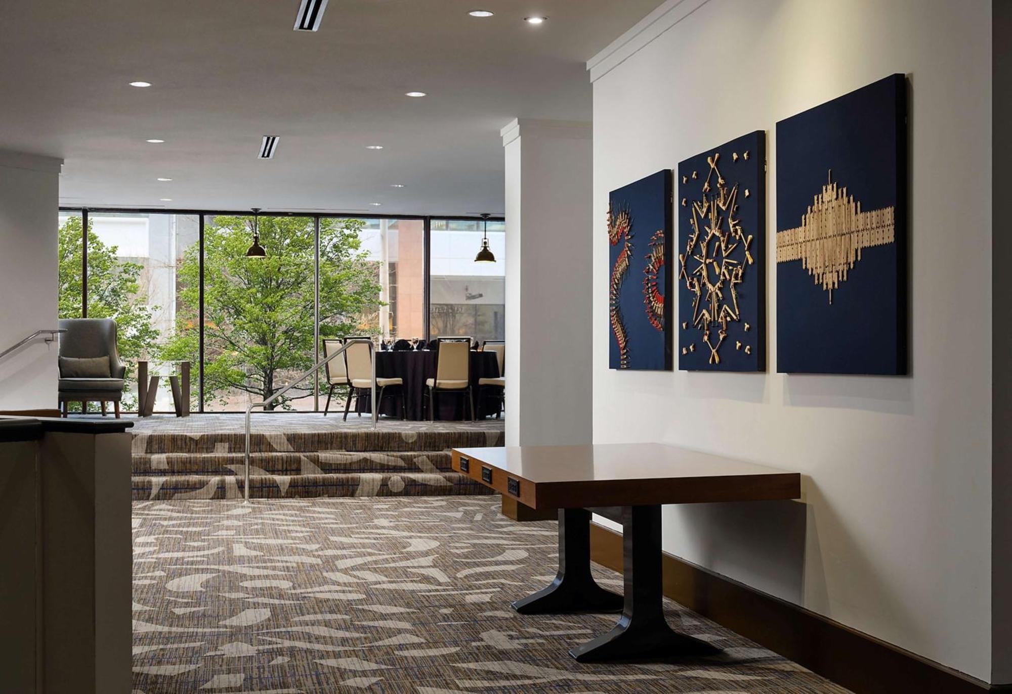 Doubletree By Hilton Hotel Nashville Downtown Экстерьер фото