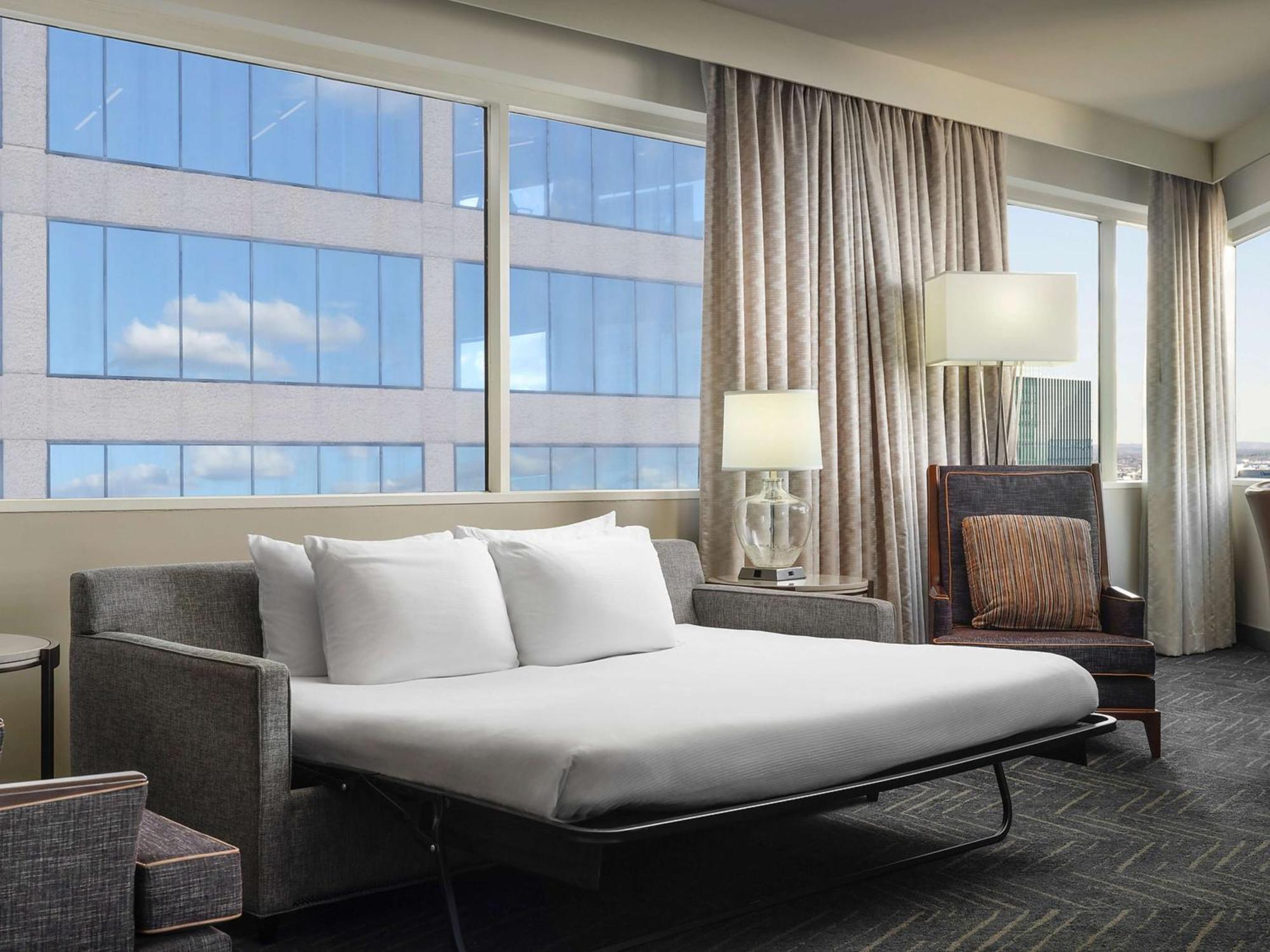 Doubletree By Hilton Hotel Nashville Downtown Экстерьер фото