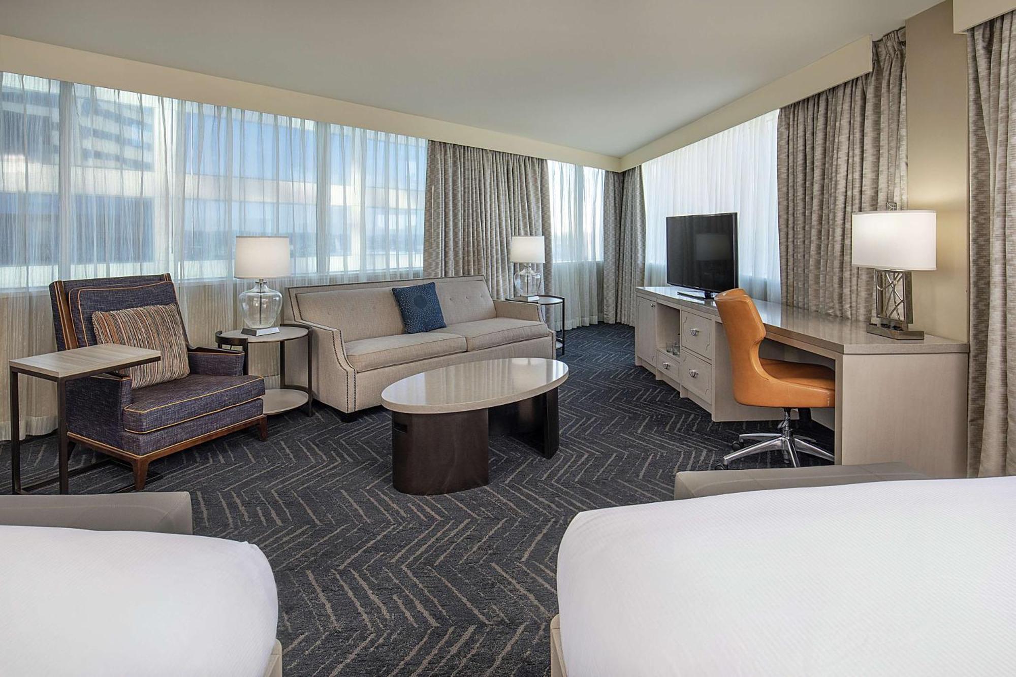 Doubletree By Hilton Hotel Nashville Downtown Экстерьер фото