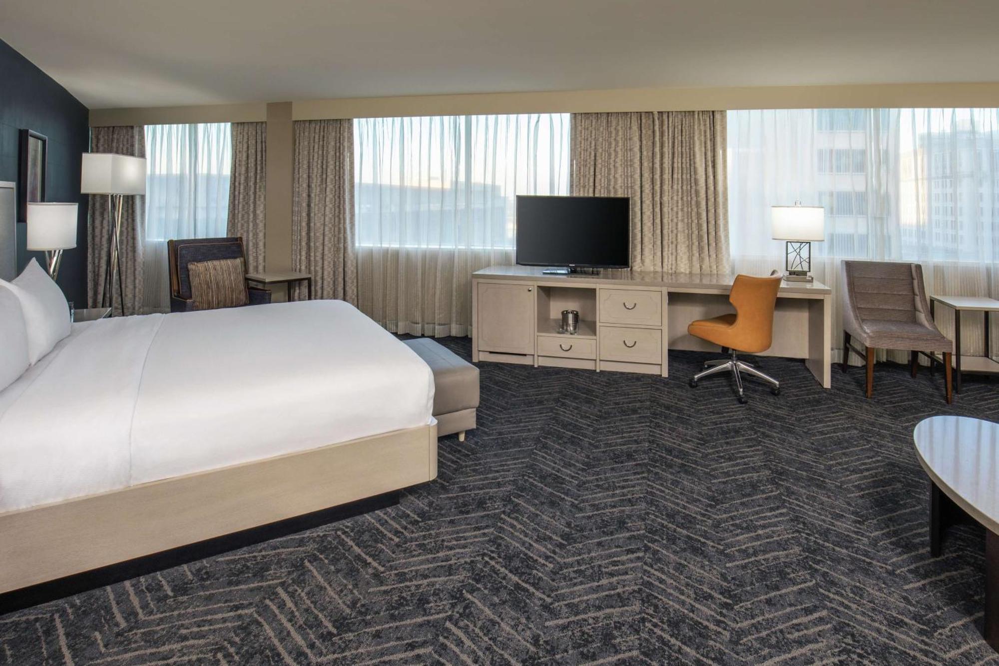Doubletree By Hilton Hotel Nashville Downtown Экстерьер фото