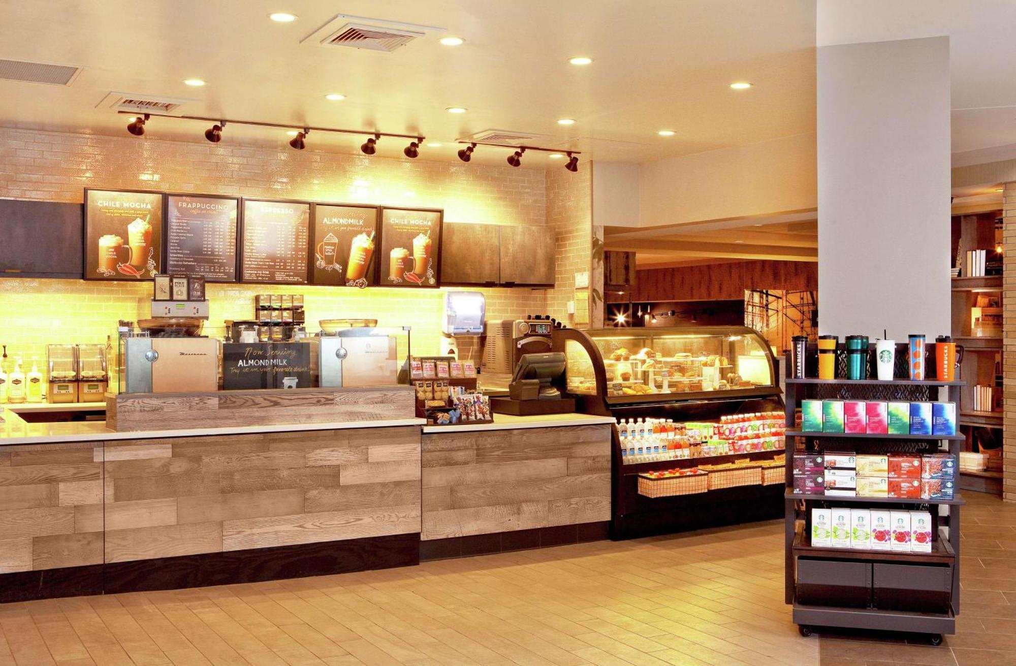 Doubletree By Hilton Hotel Nashville Downtown Экстерьер фото